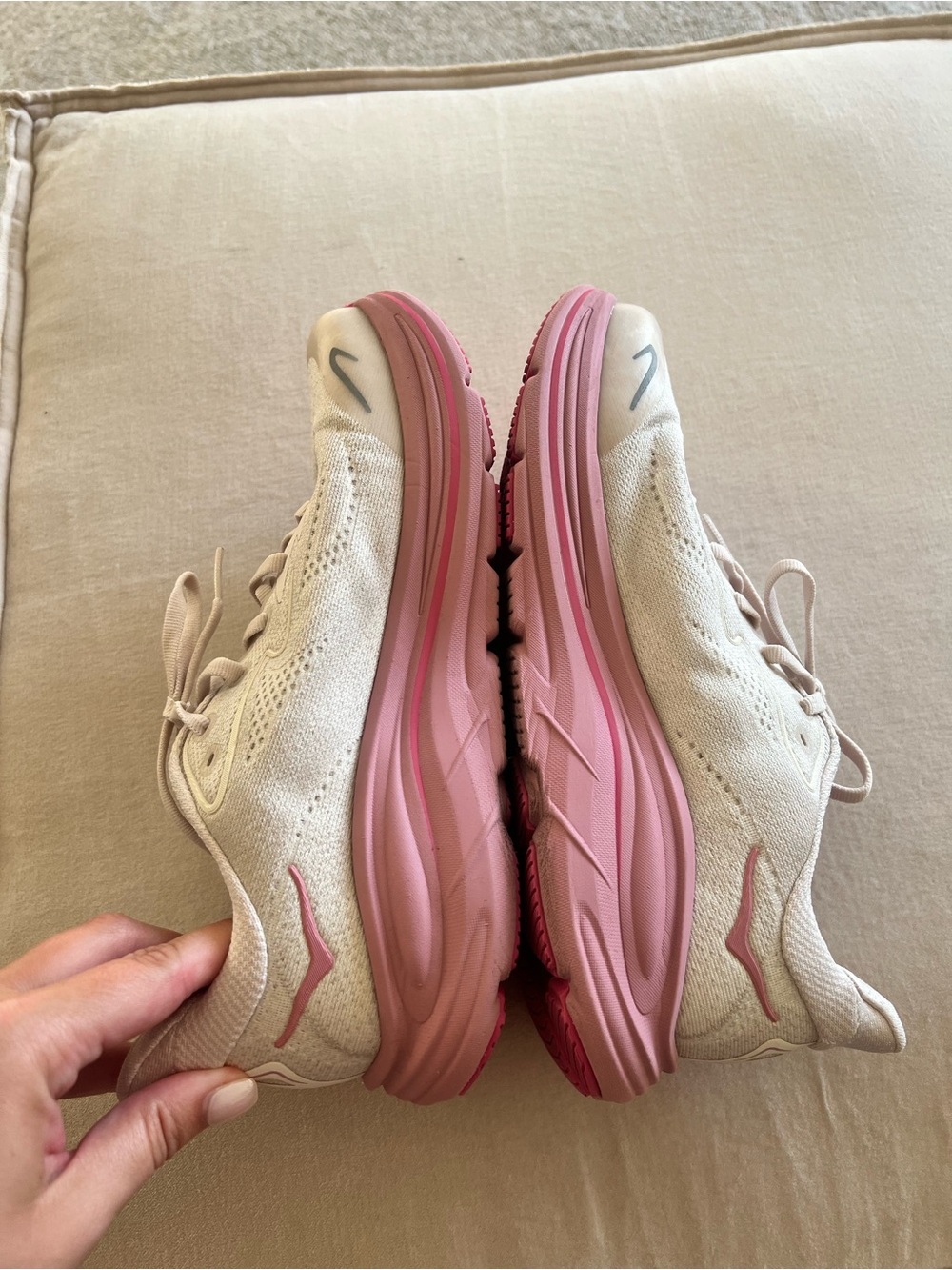 Hoka Clifton 10 - Like New - Picture 4 of 9